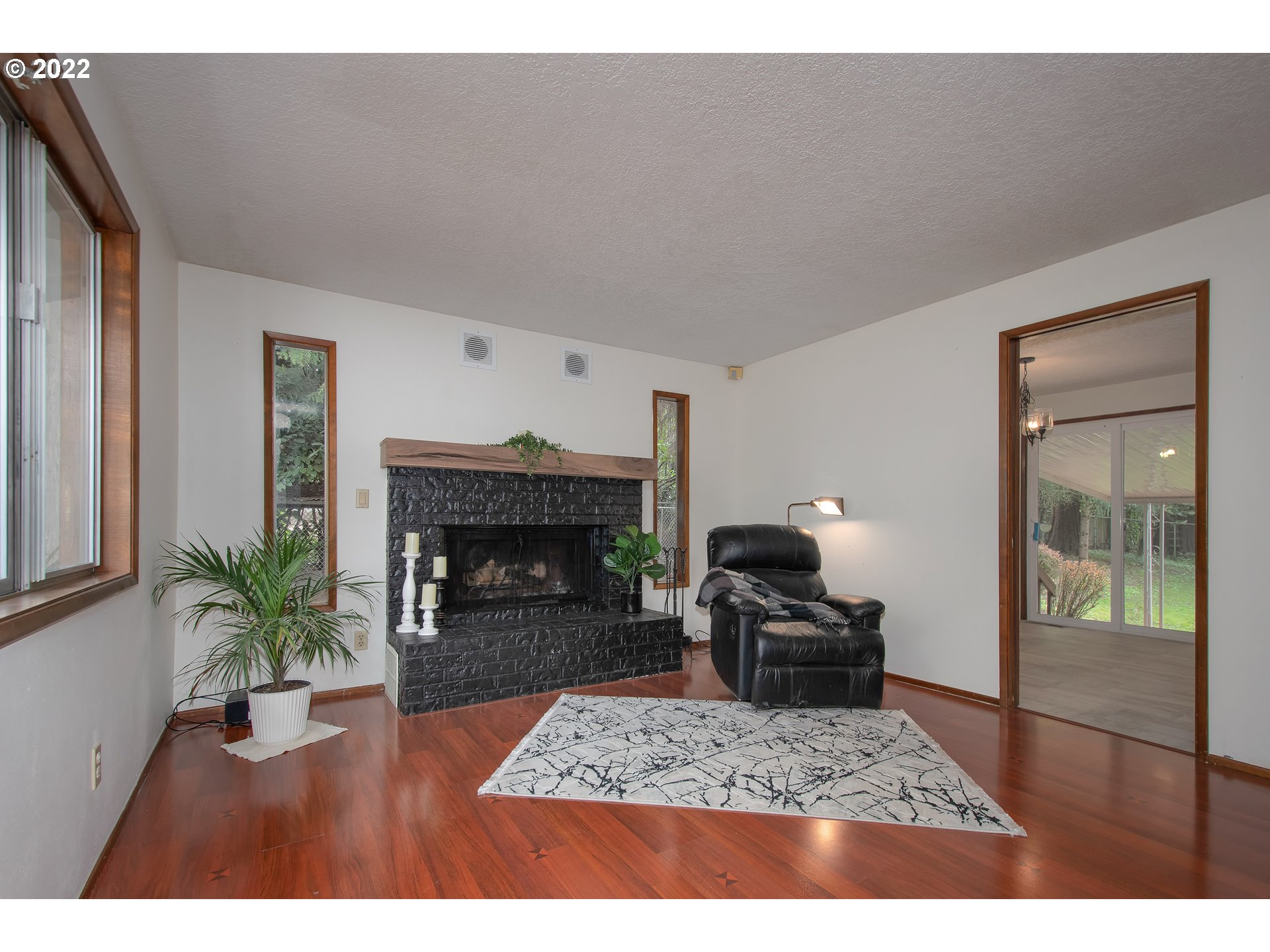 14008 Southeast Rusk Road Milwaukie, OR 97267 - Photo 6 of 28