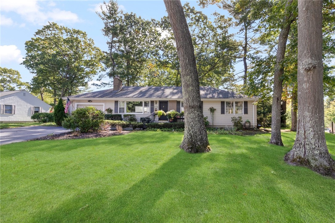 133 Brookhaven Road North Kingstown, RI 02852 - Photo 1 of 42 Gallery Image 1