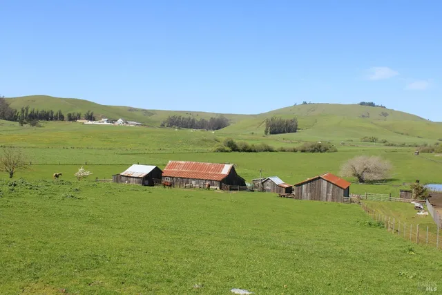 $1,495,000 | 14550 Valley Ford Estero Road, Valley Ford, CA 94972