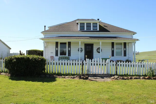 $1,495,000 | 14550 Valley Ford Estero Road, Valley Ford, CA 94972