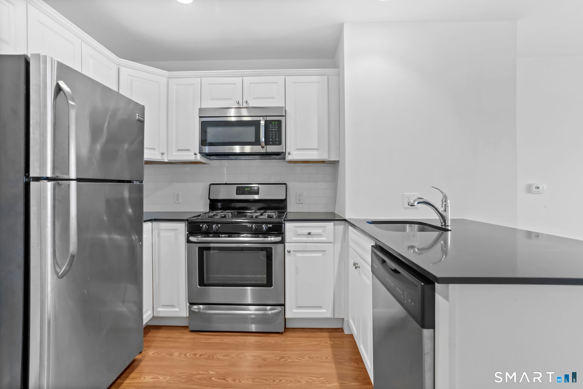 947 Hope Street, Unit 402 Stamford, CT 06907 - Photo 14 of 27