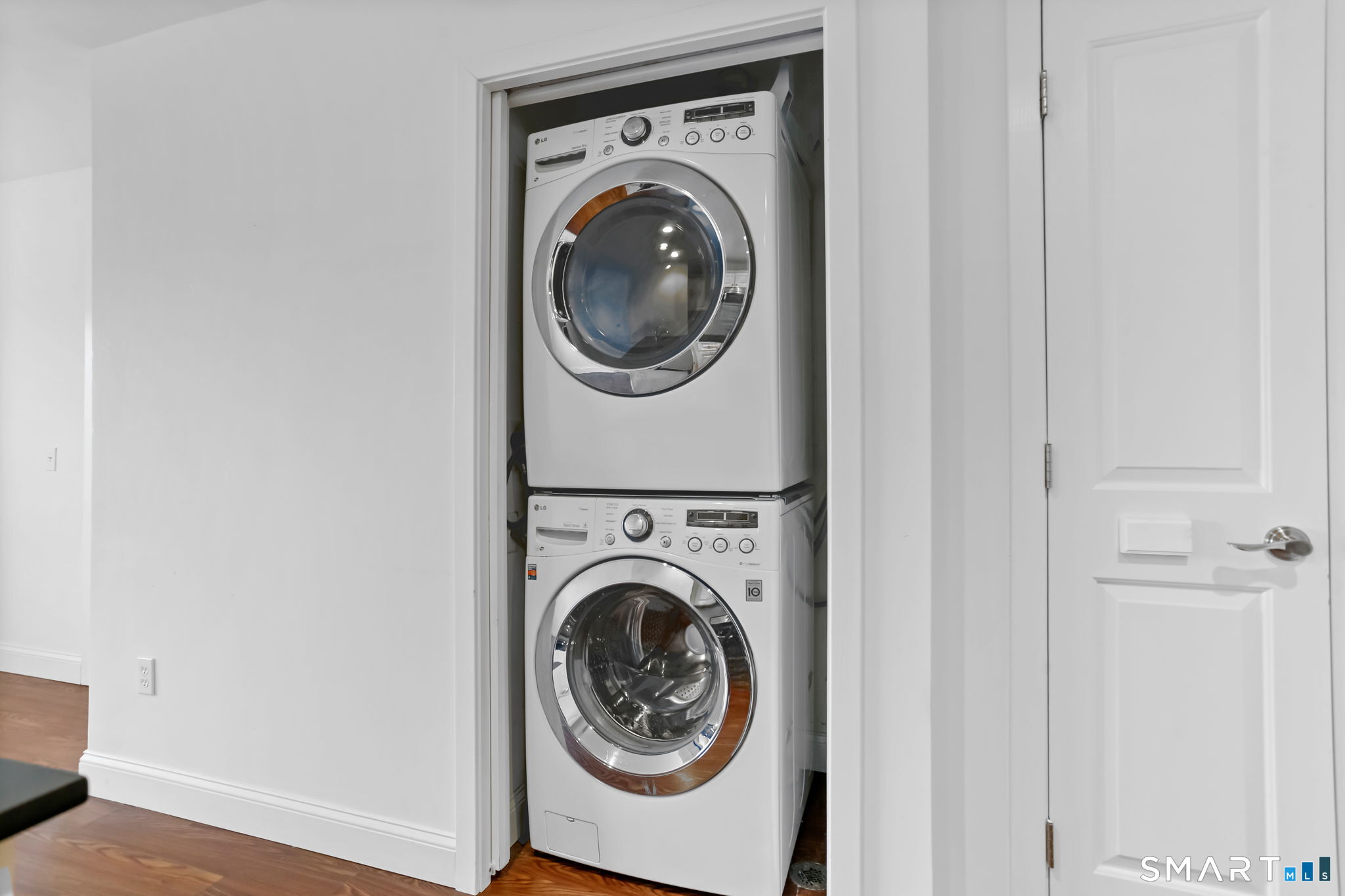 947 Hope Street, Unit 402 Stamford, CT 06907 - Photo 16 of 27