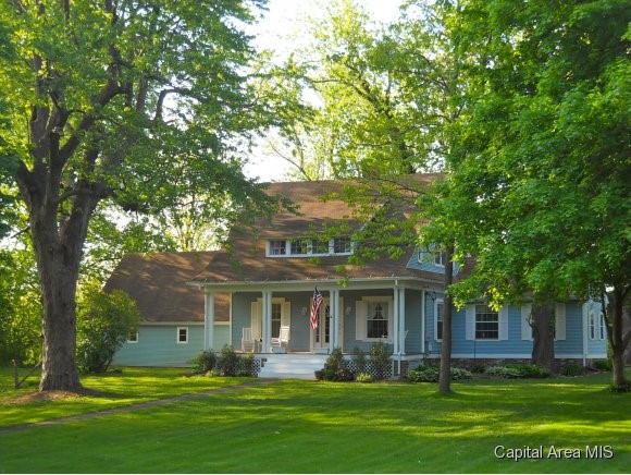 17477 Old Fairgrounds Road Petersburg, IL 62675 - Photo 1 of 24 Gallery Image 1