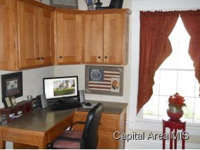 17477 Old Fairgrounds Road Petersburg, IL 62675 - Photo 6 of 24 Gallery Image 6