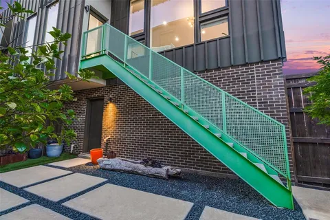 $4,000 | 4805 Manett Street, Unit 101, Dallas, TX 75204