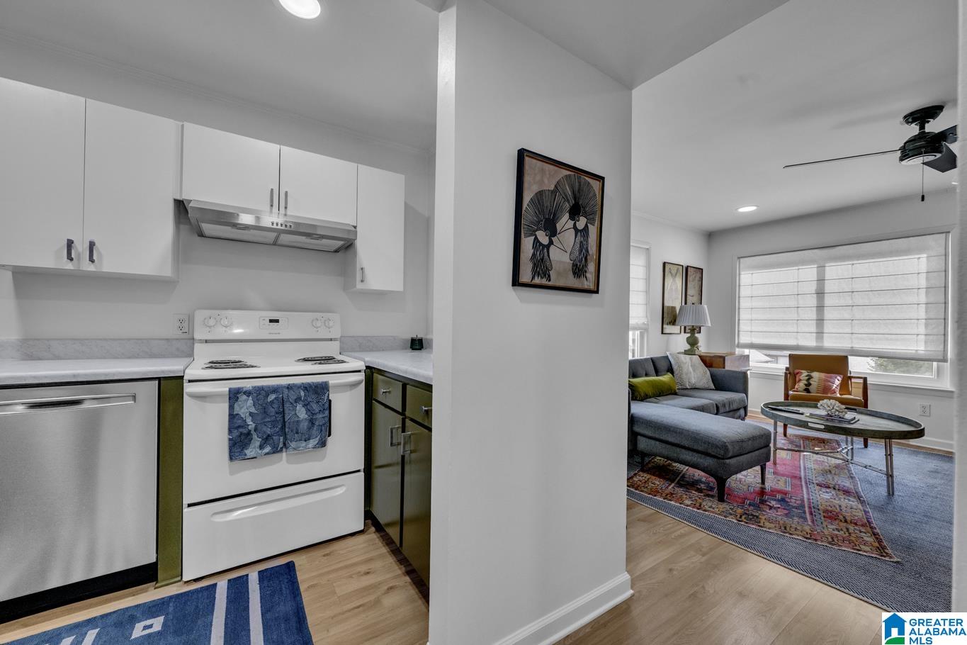 3350 Altamont Road South, Unit B17 Birmingham, AL 35205 - Photo 6 of 19 Gallery Image 6