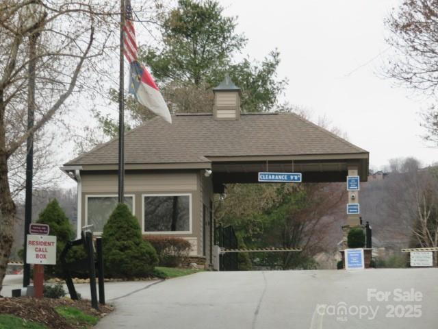 1116 High Vista Drive Mills River, NC 28759 - Photo 36 of 40 a front view of a house with garden