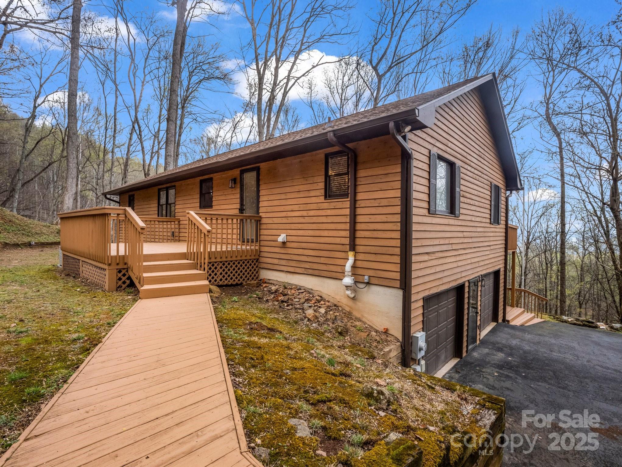 1116 High Vista Drive Mills River, NC 28759 - Photo 5 of 40 a view of outdoor space and deck