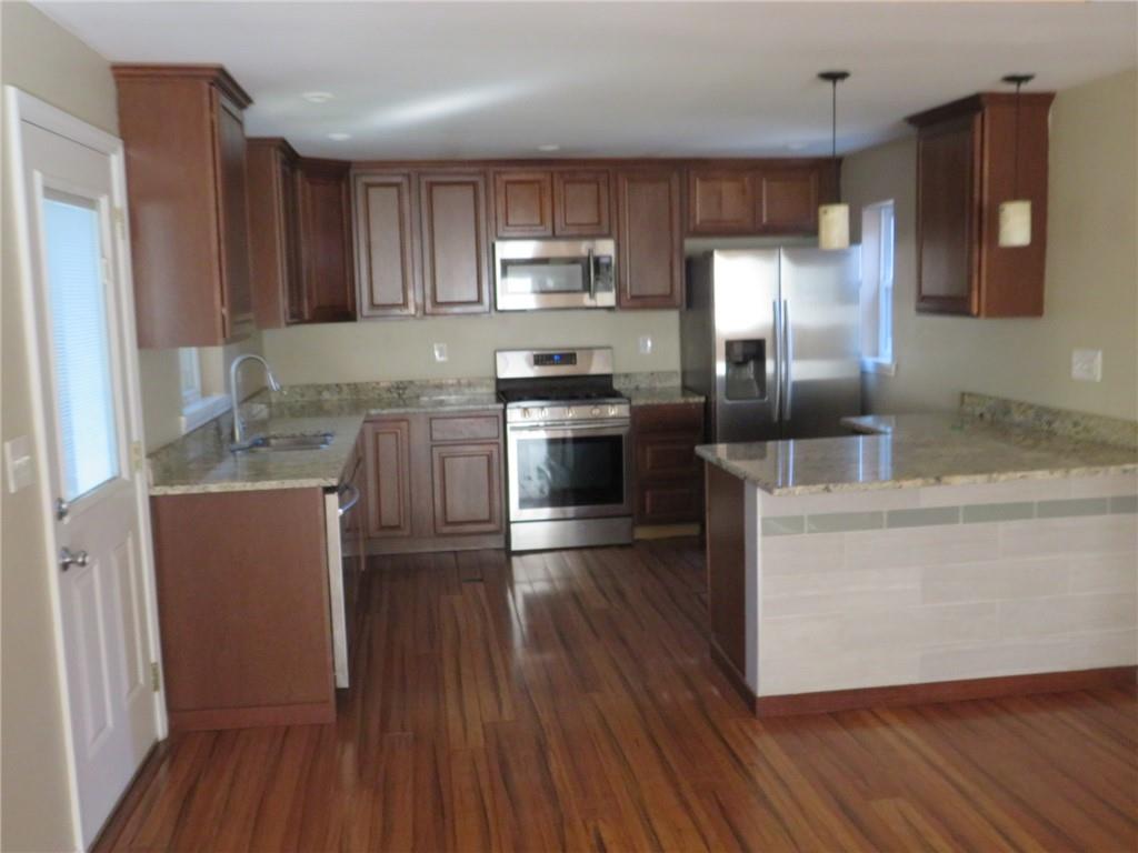 290 McMurray Road Pittsburgh, PA 15241 - Photo 9 of 32 Gallery Image 9