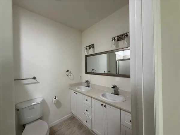 $2,000 | 214 Heritage Court, Seagoville, TX 75159