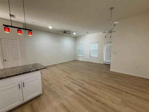 $1,825 | 214 Heritage Court, Seagoville, TX 75159