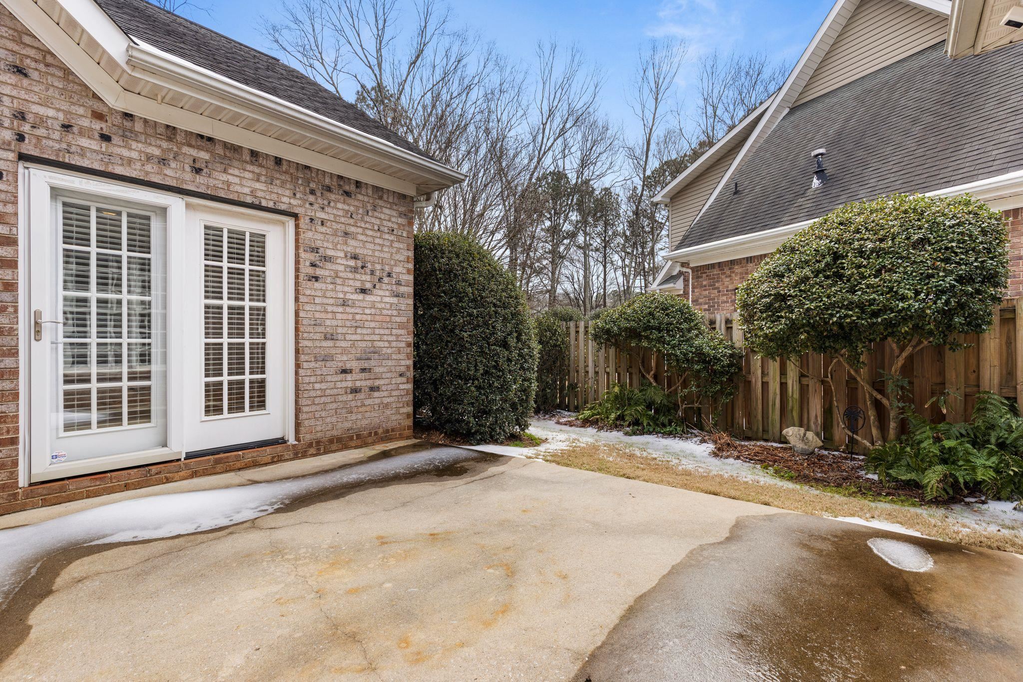 257 Arbours Commons Court Spartanburg, SC 29307 - Photo 5 of 44