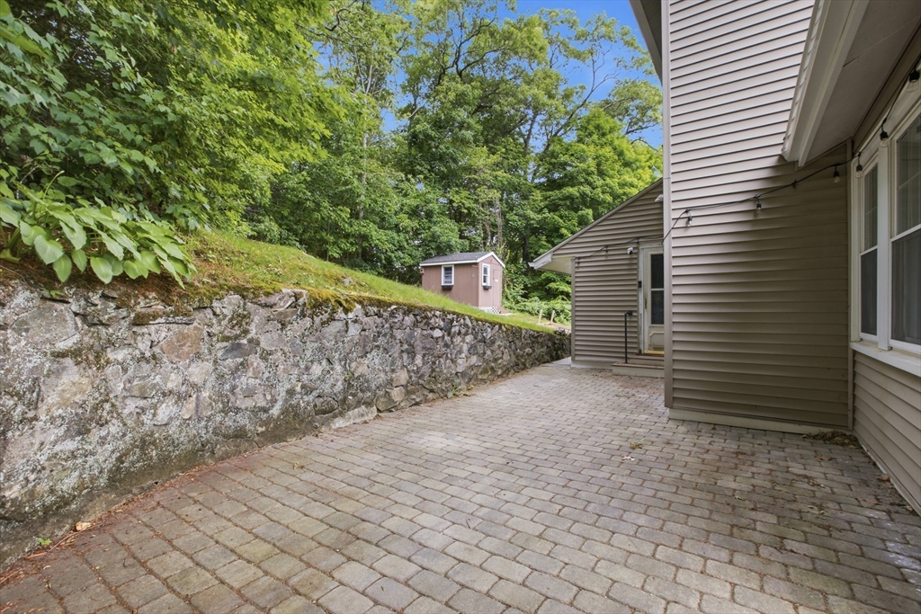 3 Myrtle Terrace Wakefield, MA 01880 - Photo 29 of 38