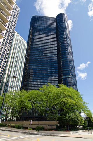 155 North Harbor Drive, Unit 403 Chicago, IL 60601 - Photo 1 of 24