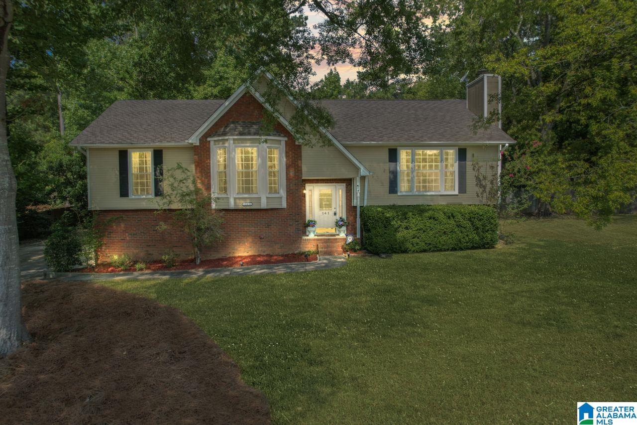 141 Mallard Pointe Drive Pelham, AL 35124 - Photo 2 of 40