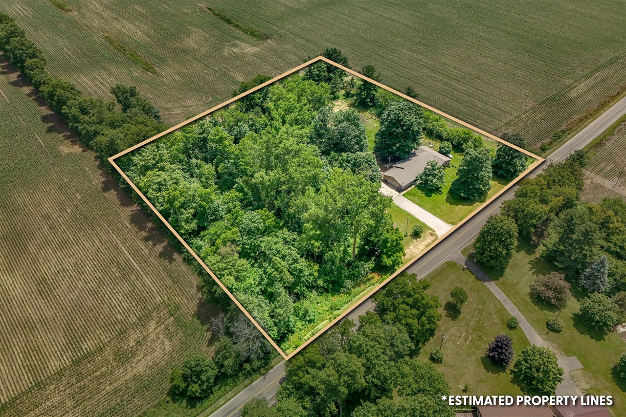 7051 Long Lake Road Reading, MI 49274 - Photo 6 of 54
