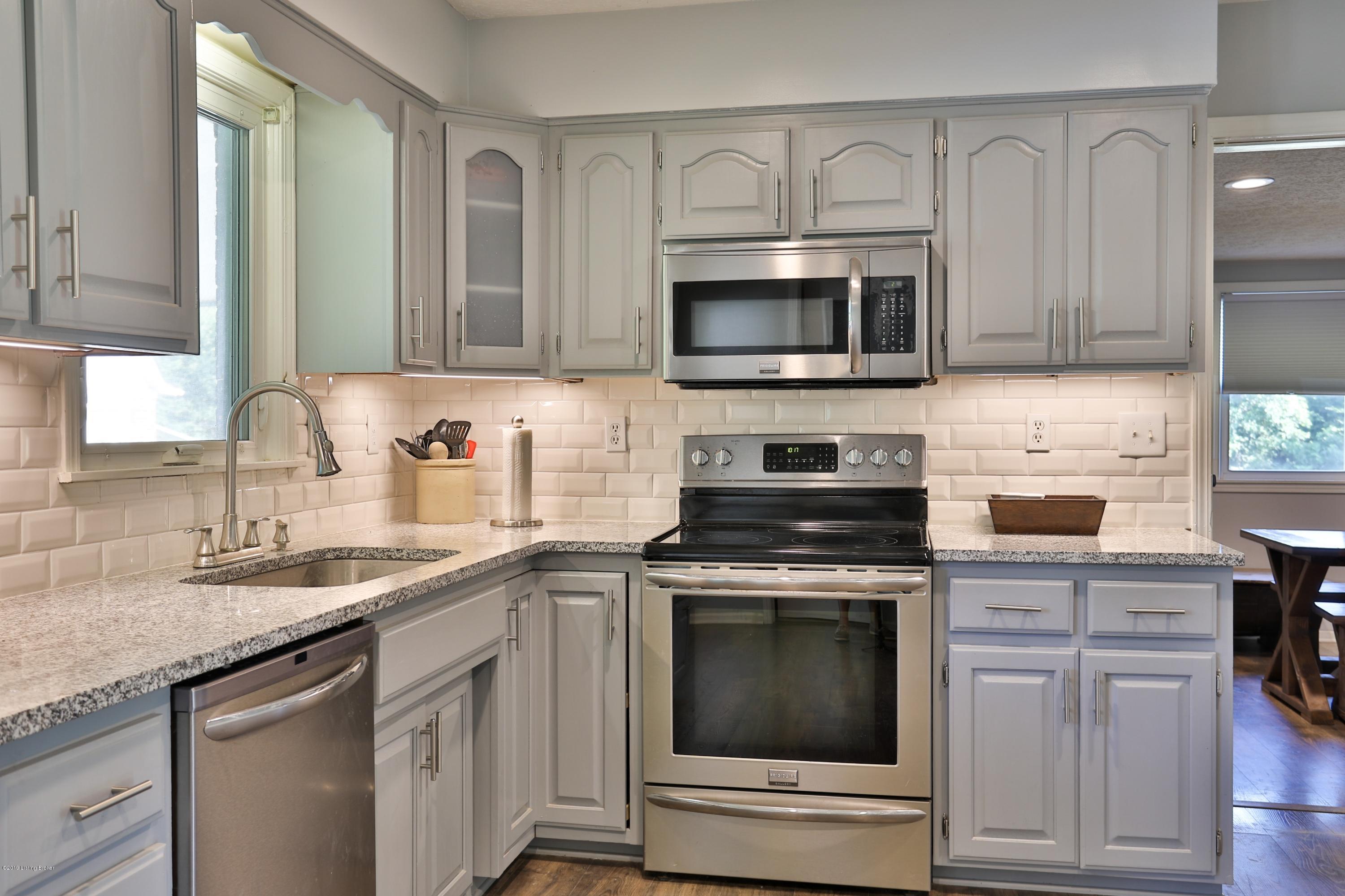283 High Ridge Drive Shepherdsville, KY 40165 - Photo 6 of 43 1-09