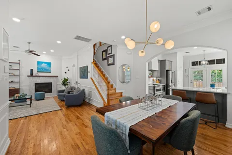 $799,500 | 520 Oxford Street, Unit F, Houston, TX 77007