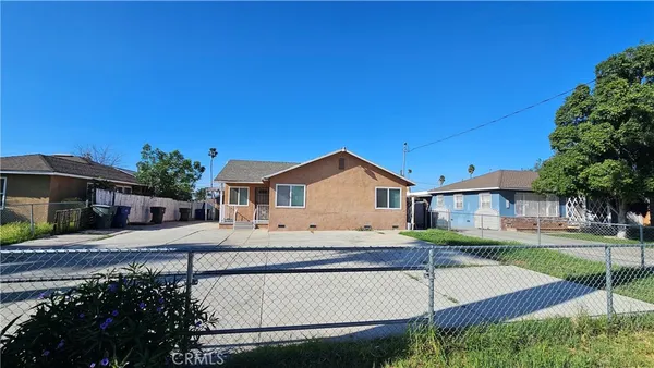 $2,745 | 6851 Marguerita Avenue, Riverside, CA 92506