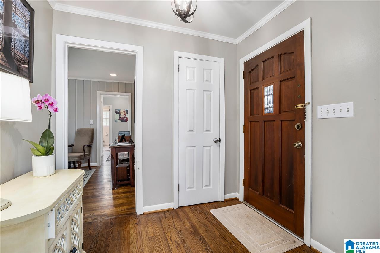840 Comer Circle Birmingham, AL 35216 - Photo 6 of 32