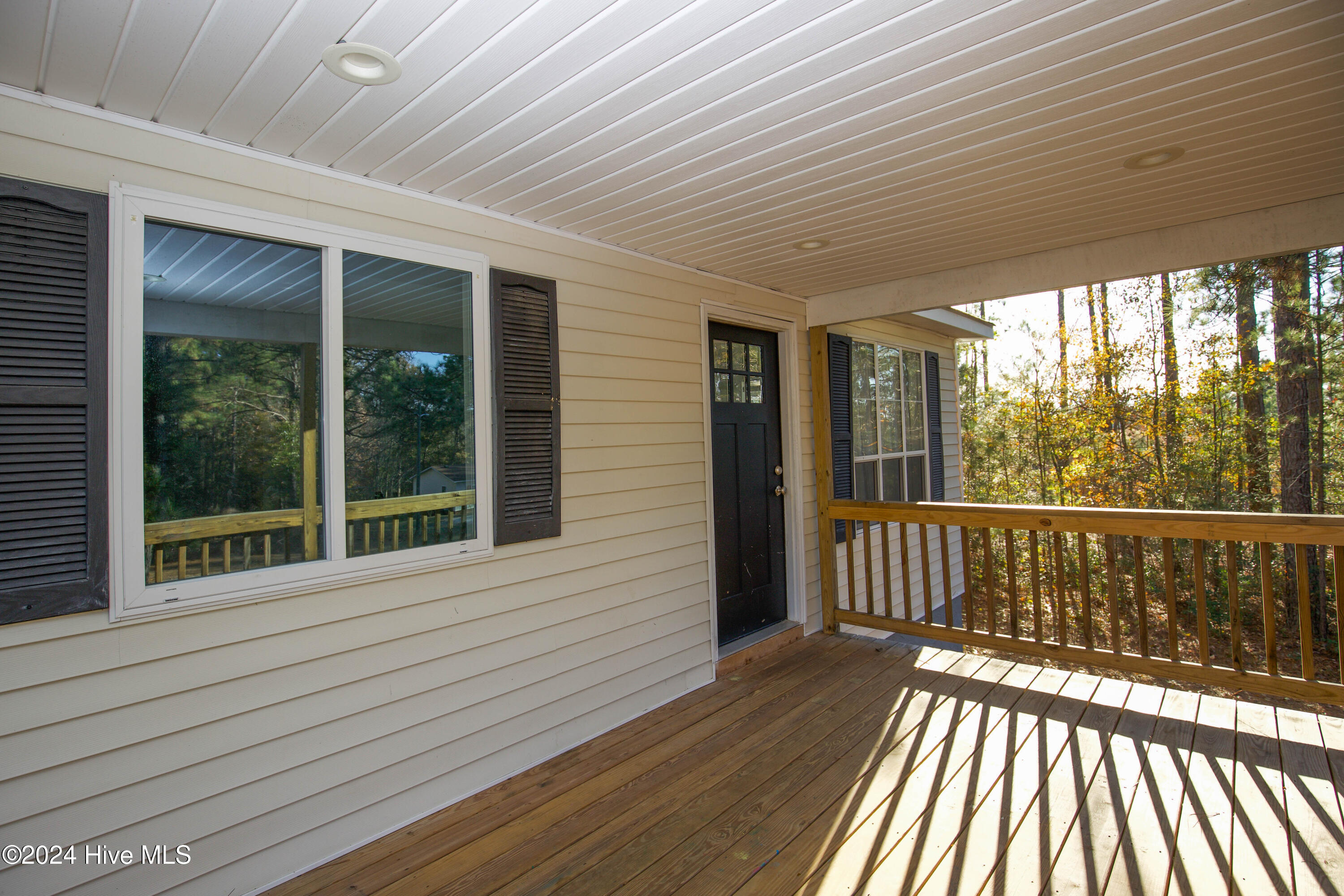 109 Meredith Street Aberdeen, NC 28315 - Photo 2 of 39 109 Meredith St-8