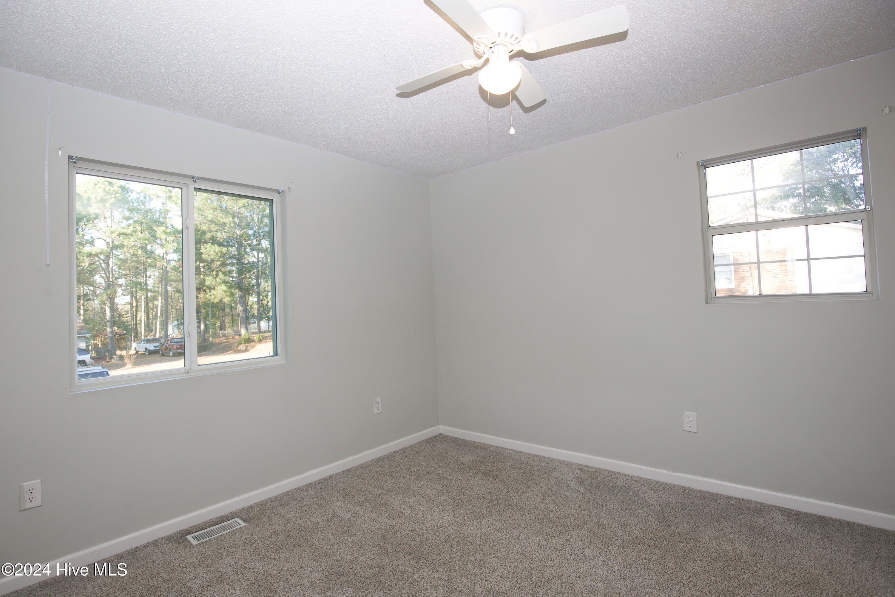 109 Meredith Street Aberdeen, NC 28315 - Photo 26 of 39 109 Meredith St-33