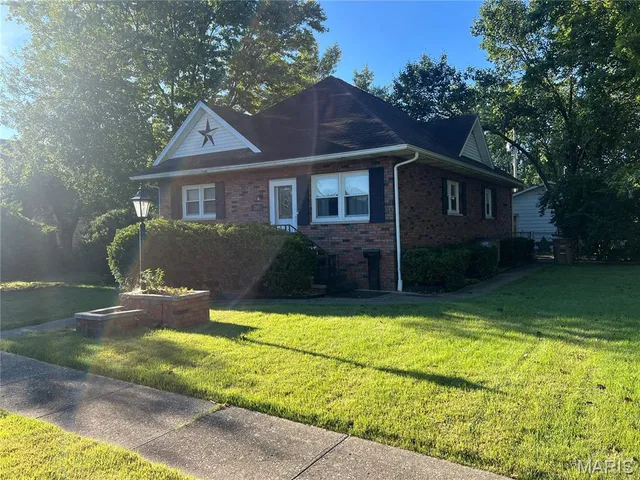 $123,900 | 208 Henrietta Street, Gillespie, IL 62033