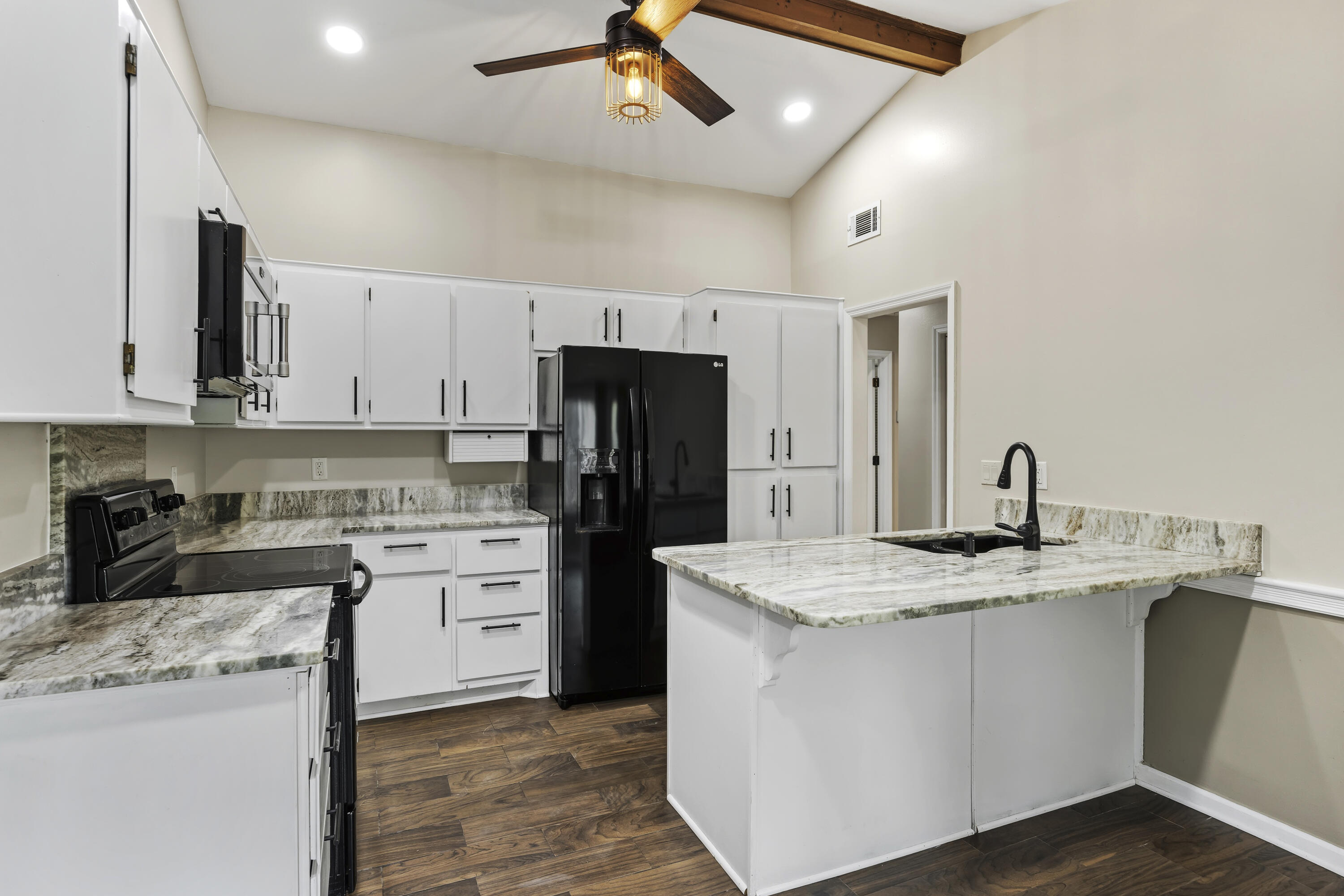 8219 North Ridgebrook Drive Charleston, SC 29420 - Photo 9 of 26 CHS_8368