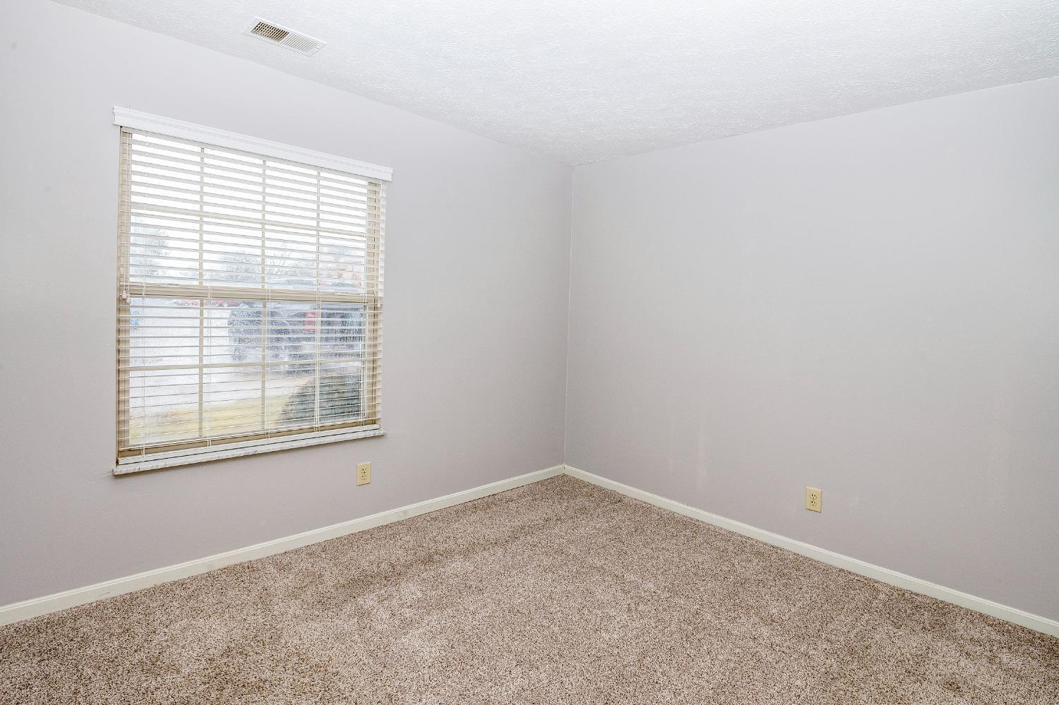 3308 North Bend Road, Unit 14 Cincinnati, OH 45247 - Photo 17 of 32