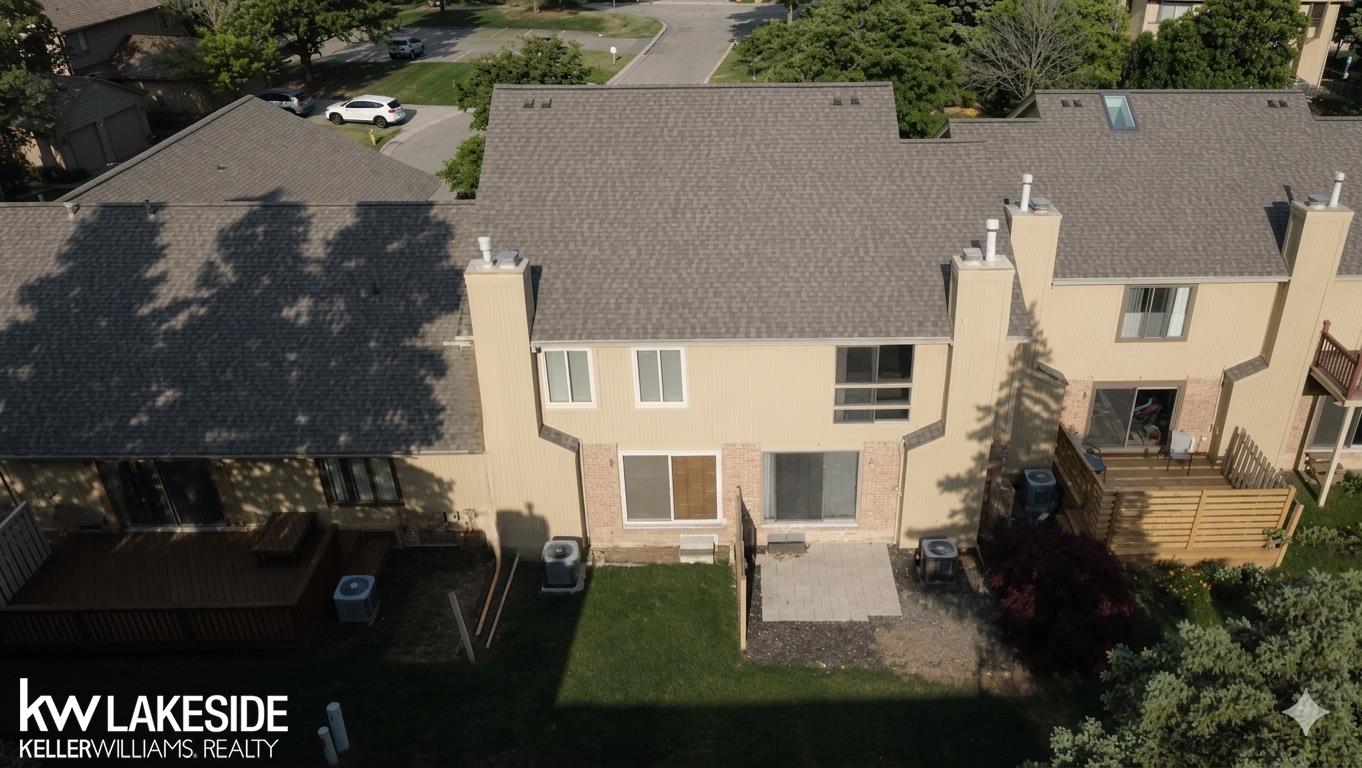 616 Byron Court Rochester, MI 48307 - Photo 3 of 15