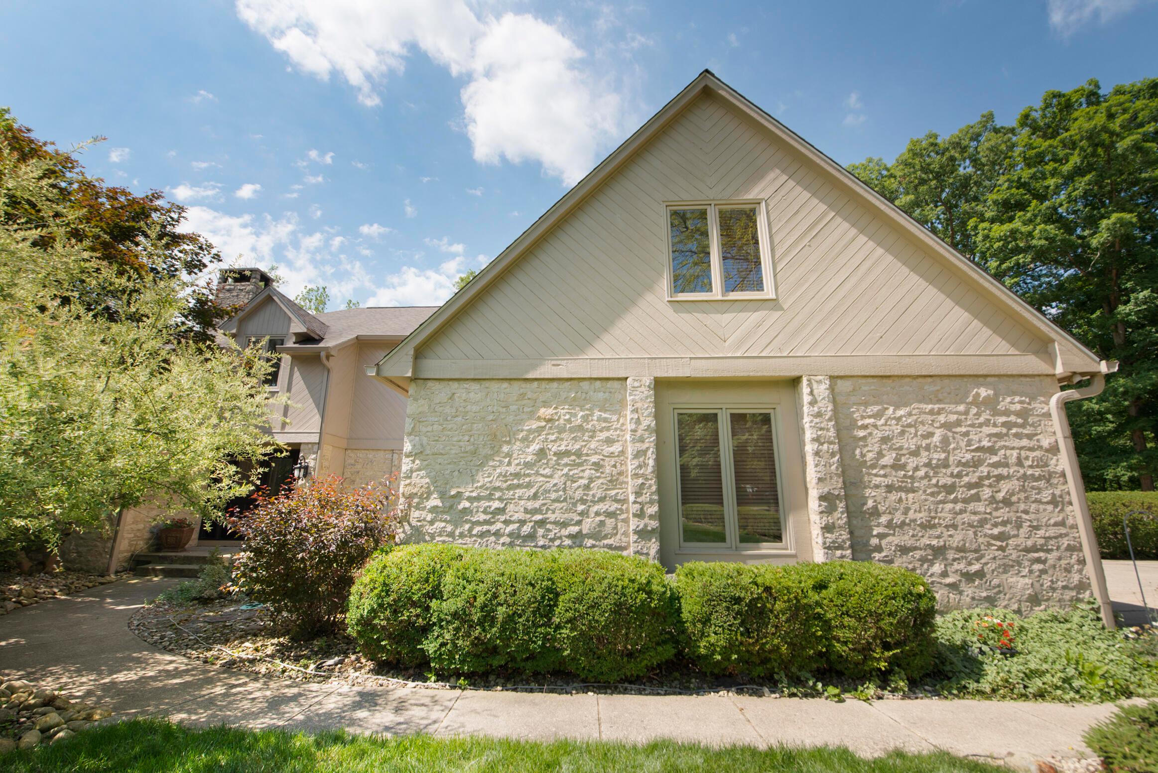 285 Partridge Bend Powell, OH 43065 - Photo 2 of 55 Street view