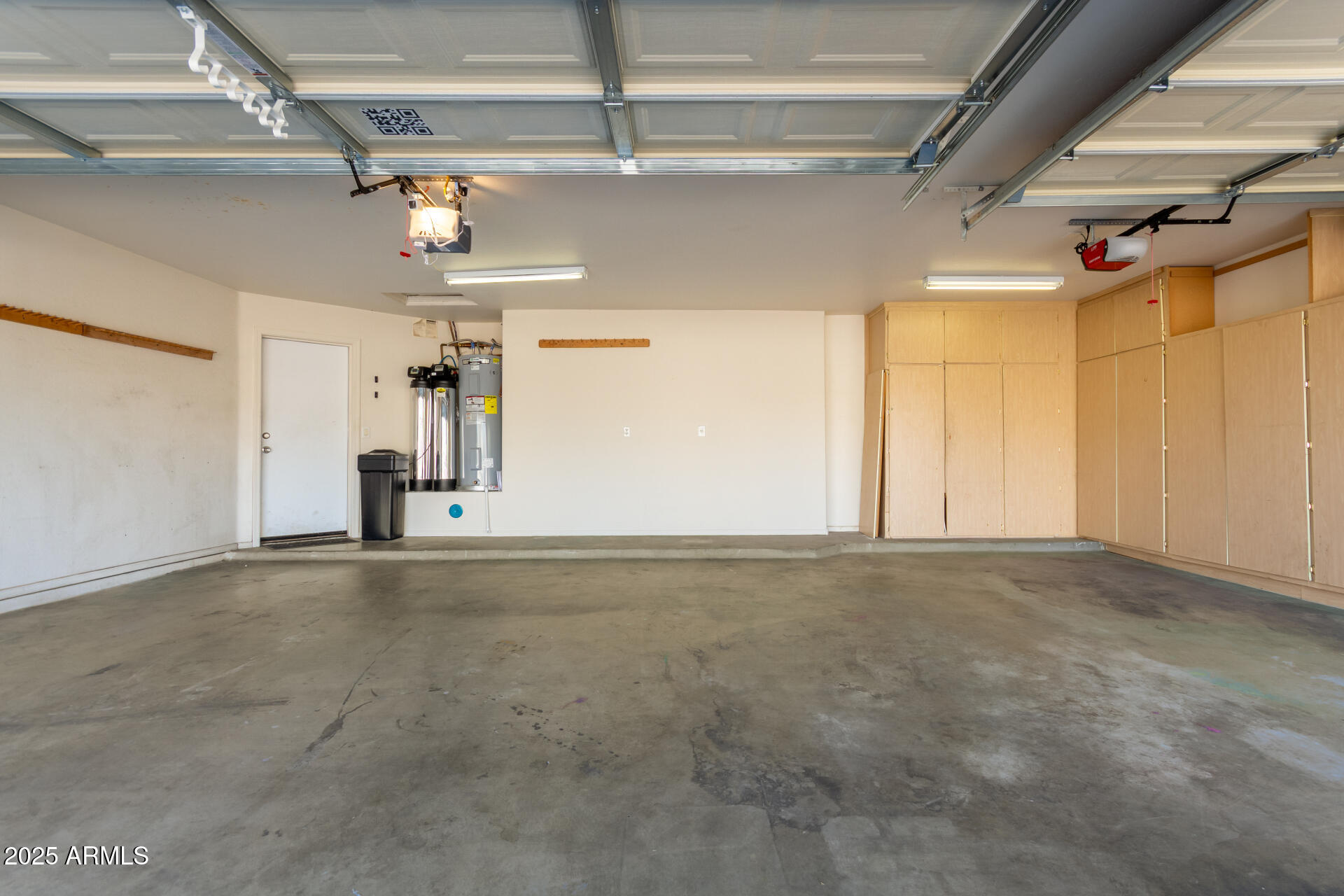 2513 West Carter Road Phoenix, AZ 85041 - Photo 22 of 27 a view of empty room