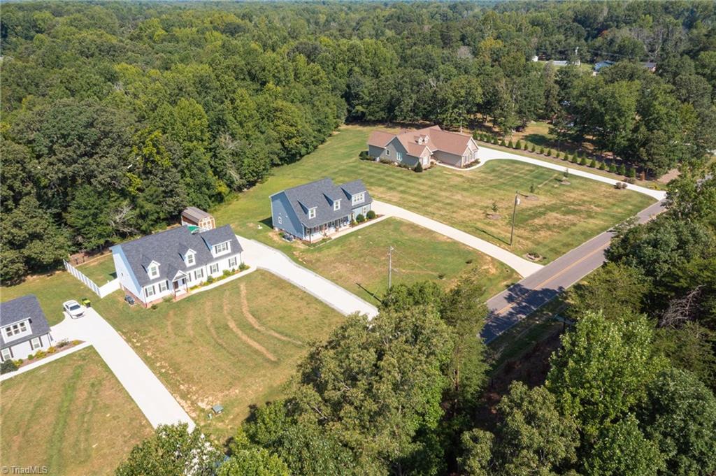 234 Black Farm Road Thomasville, NC 27360 - Photo 27 of 29