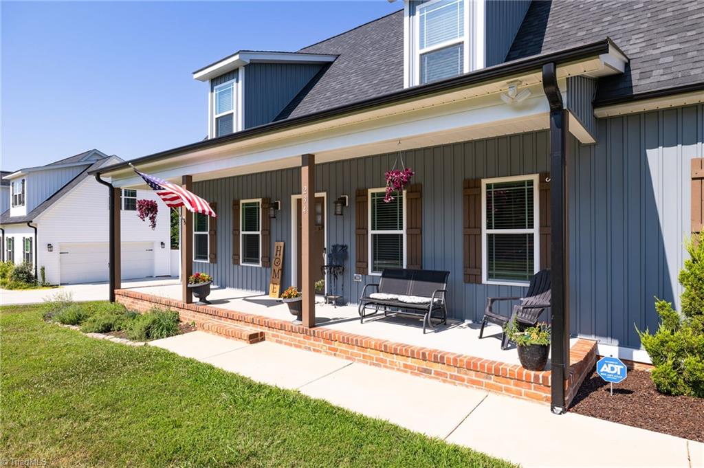 234 Black Farm Road Thomasville, NC 27360 - Photo 3 of 29