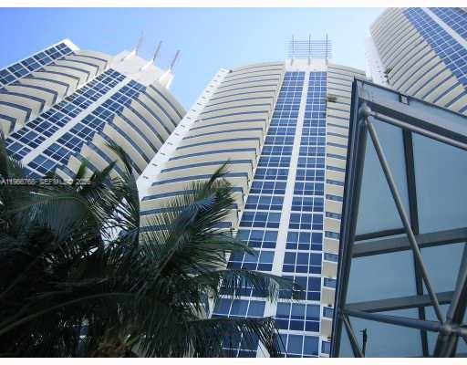 400 Alton Road, Unit 905 Miami Beach, FL 33139 - Photo 1 of 30 a front view of a building