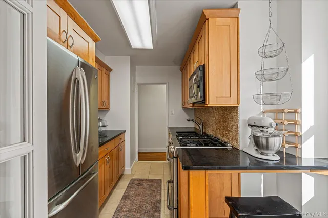 $439,000 | 72-10 112th Street, Unit 3B | Forest Hills