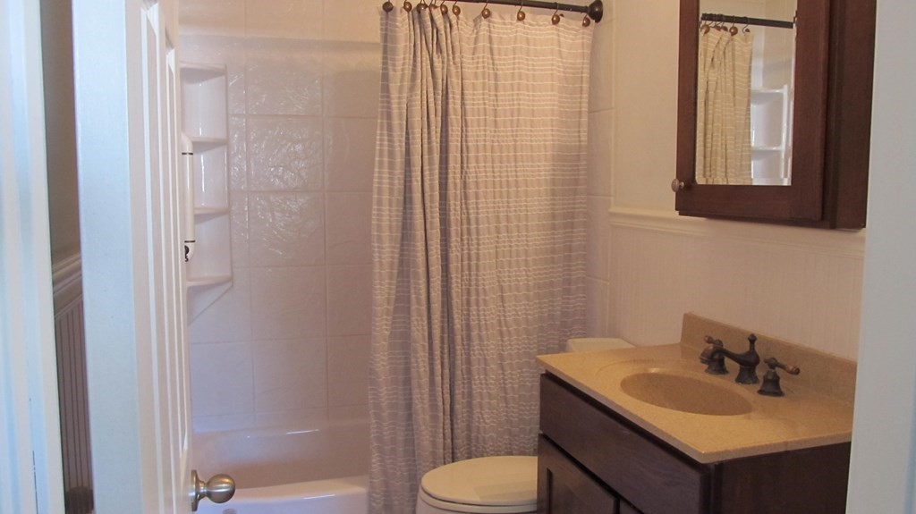 20 Old Bolton Road Hudson, MA 01749 - Photo 12 of 27 Gallery Image 12