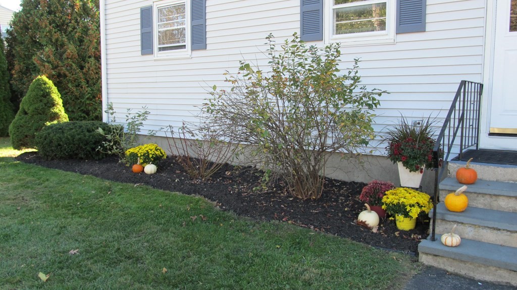 20 Old Bolton Road Hudson, MA 01749 - Photo 25 of 27 Gallery Image 25