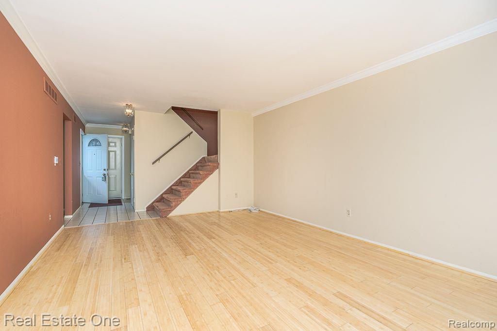 169 Manor Way Rochester Hills, MI 48309 - Photo 6 of 23