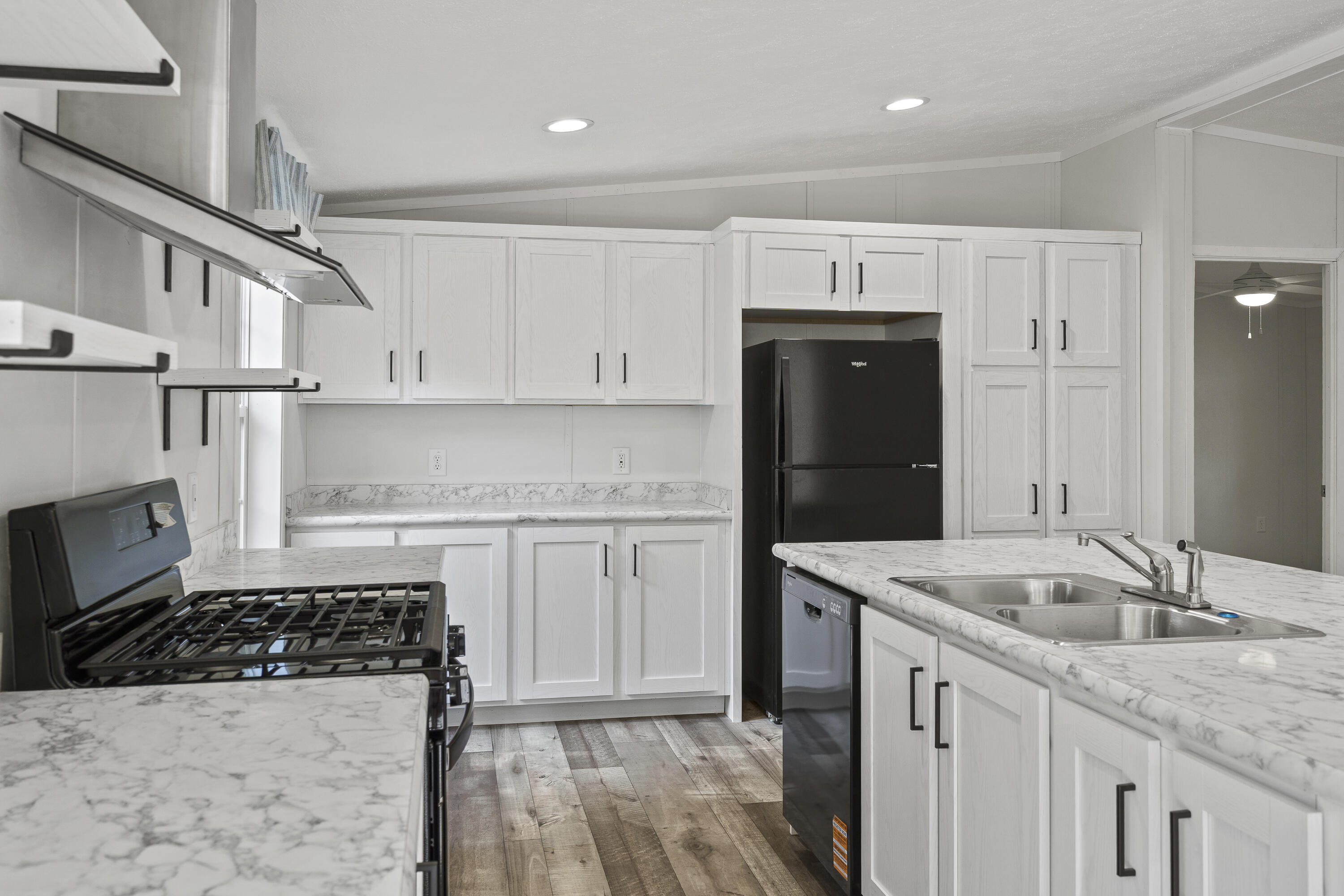 78 Hillcrest Dr Extension Chelsea, ME 04330 - Photo 4 of 37 Kitchen 6