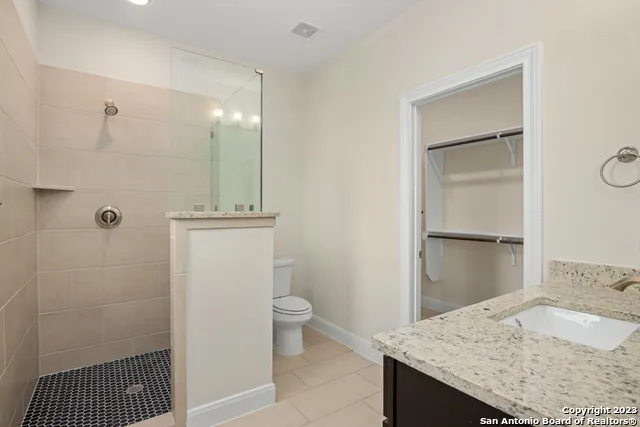 $1,525 | 529 Lone Shadow, Unit A, Spring Branch, TX 78070