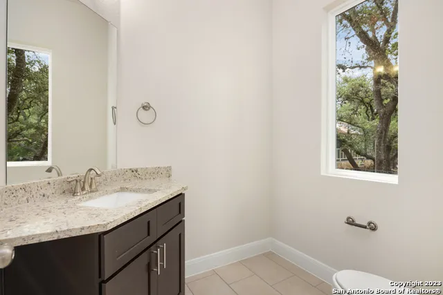 $1,525 | 529 Lone Shadow, Unit A, Spring Branch, TX 78070