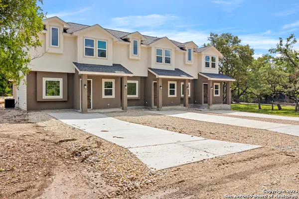 $1,540 | 529 Lone Shadow, Unit A, Spring Branch, TX 78070