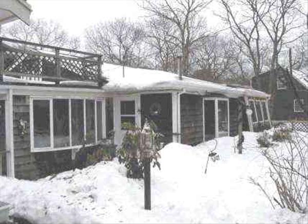 35 Barnes Road Oak Bluffs, MA 02557 - Photo 1 of 2 http://d1qzqeyxiitrap.cloudfront.net/photos/9863/600/80092fae.jpg
