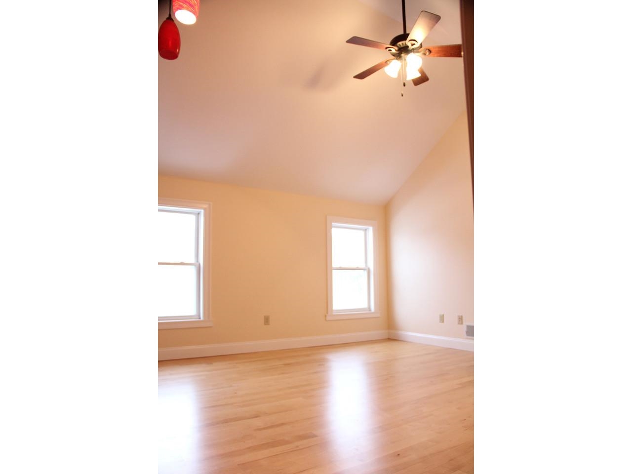 235 North Street Burlington, VT 05401 - Photo 17 of 31