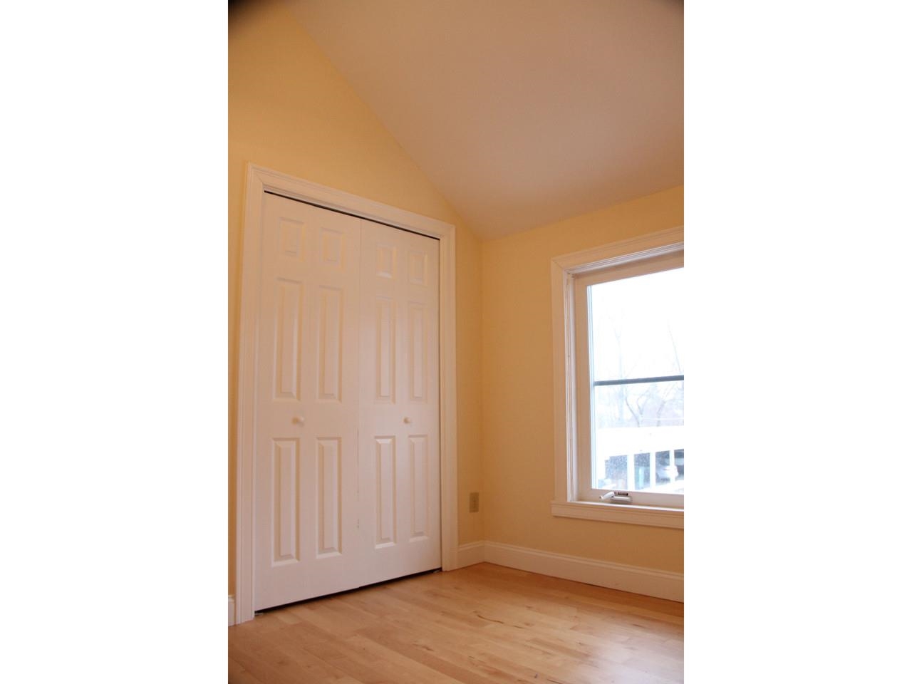 235 North Street Burlington, VT 05401 - Photo 18 of 31