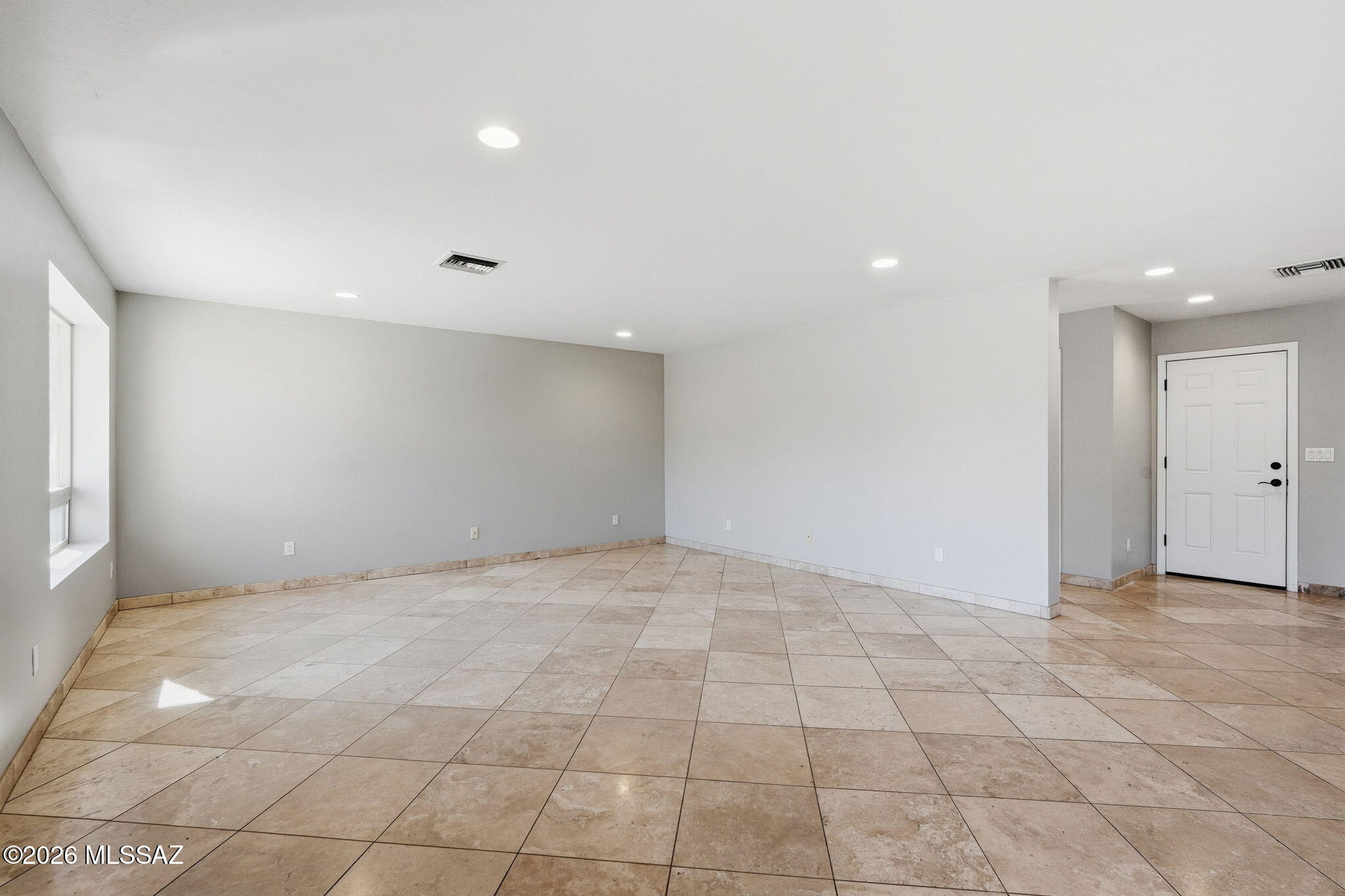 4391 North Wolford Road Tucson, AZ 85749 - Photo 4 of 45 Gallery Image 4