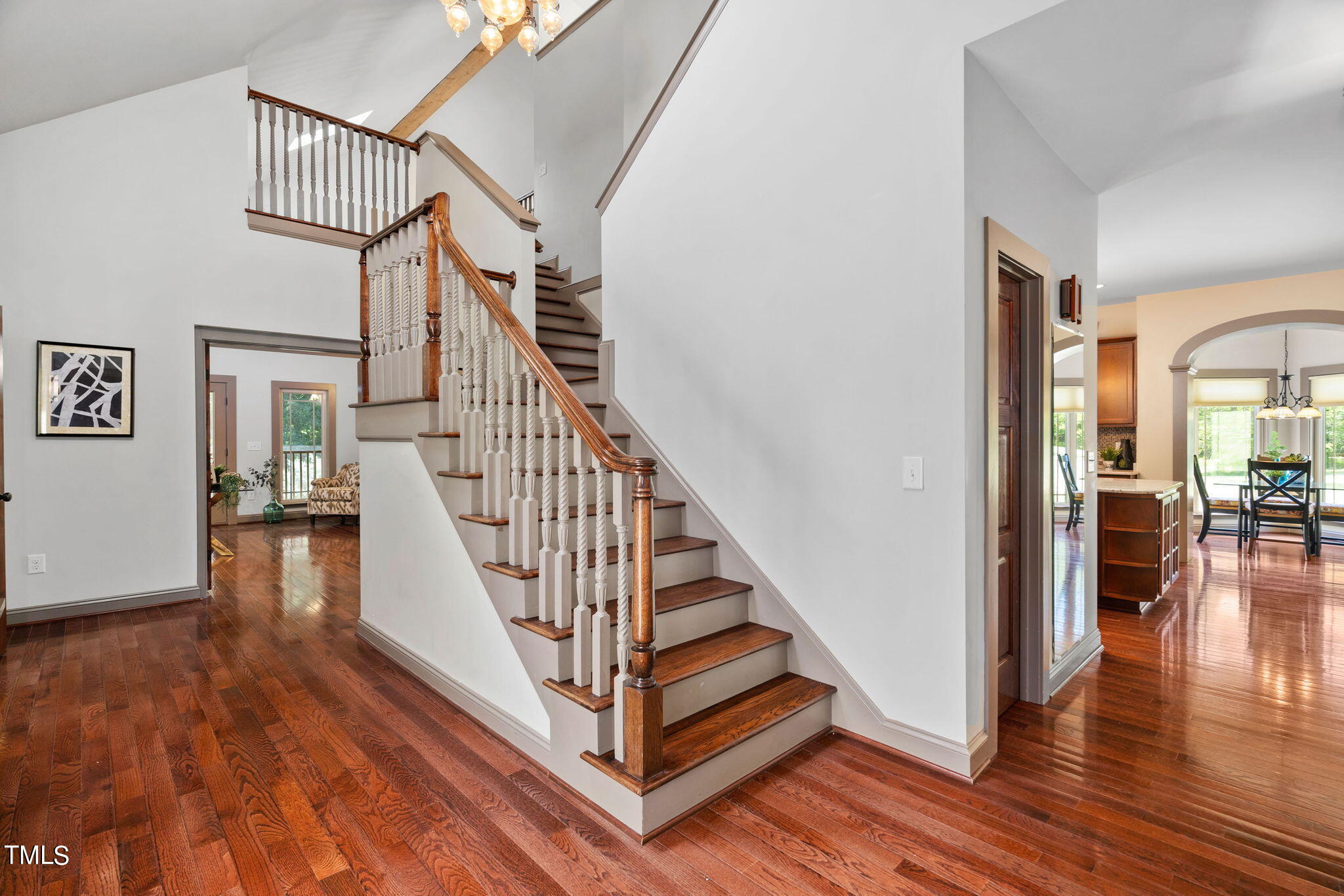 56-web-or-mls-82-james-rd