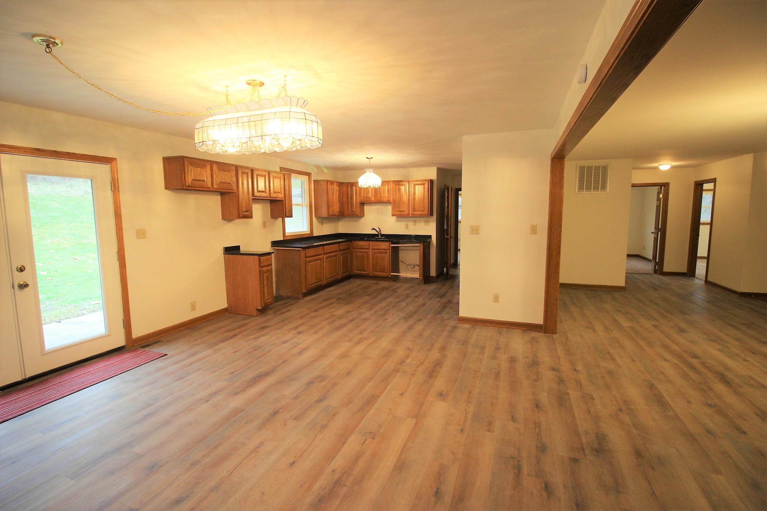 6601 Pleasant Valley Road Camden, OH 45311 - Photo 13 of 41