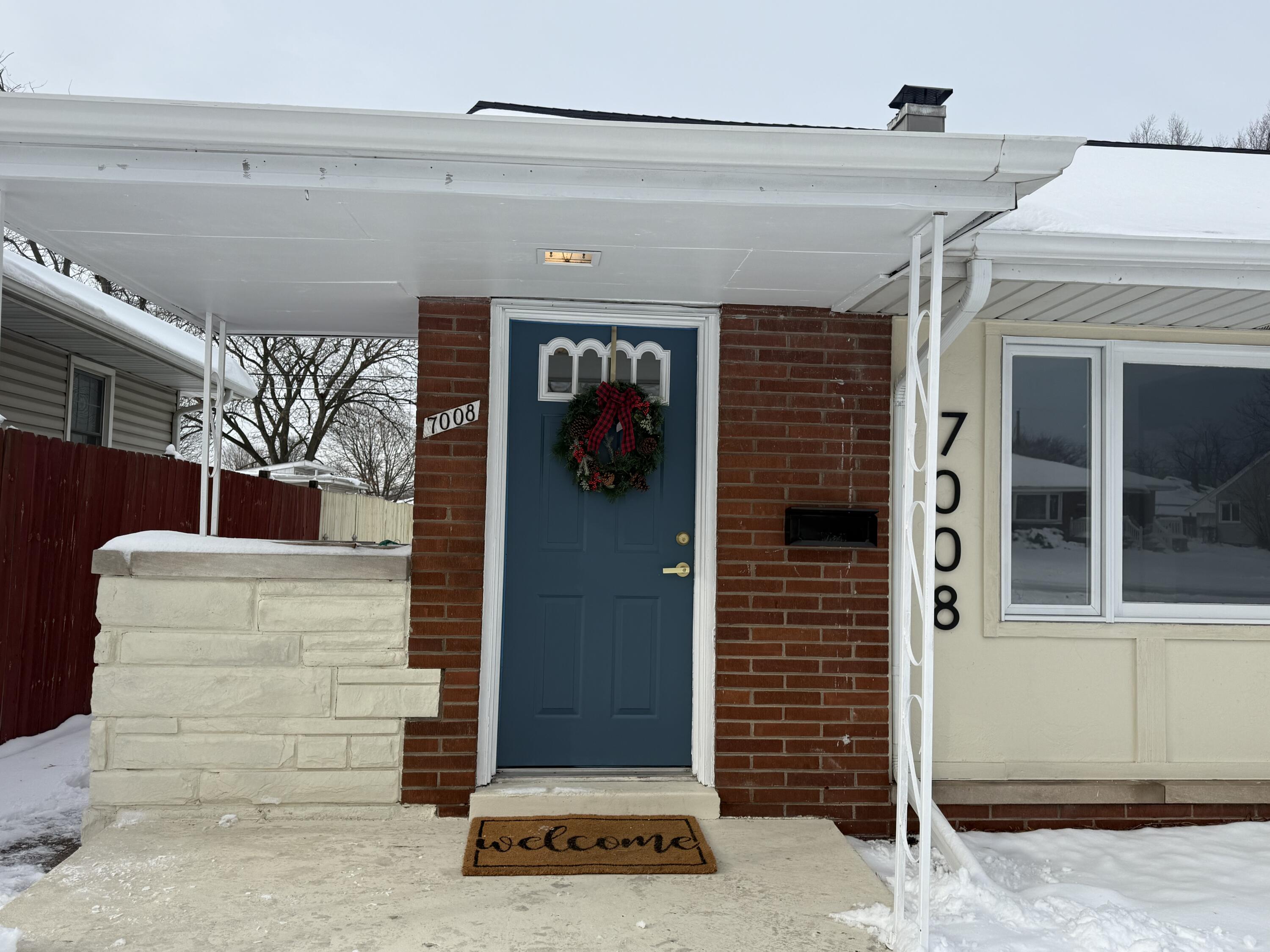 7008 Baring Avenue Hammond, IN 46324 - Photo 3 of 22 a front view of a house